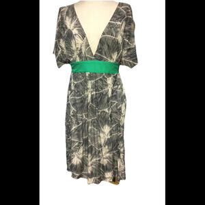 Maple Anthropologie Women’s Silk Dress Deep V‎ Neck Tie Waist Midi Leaf Print